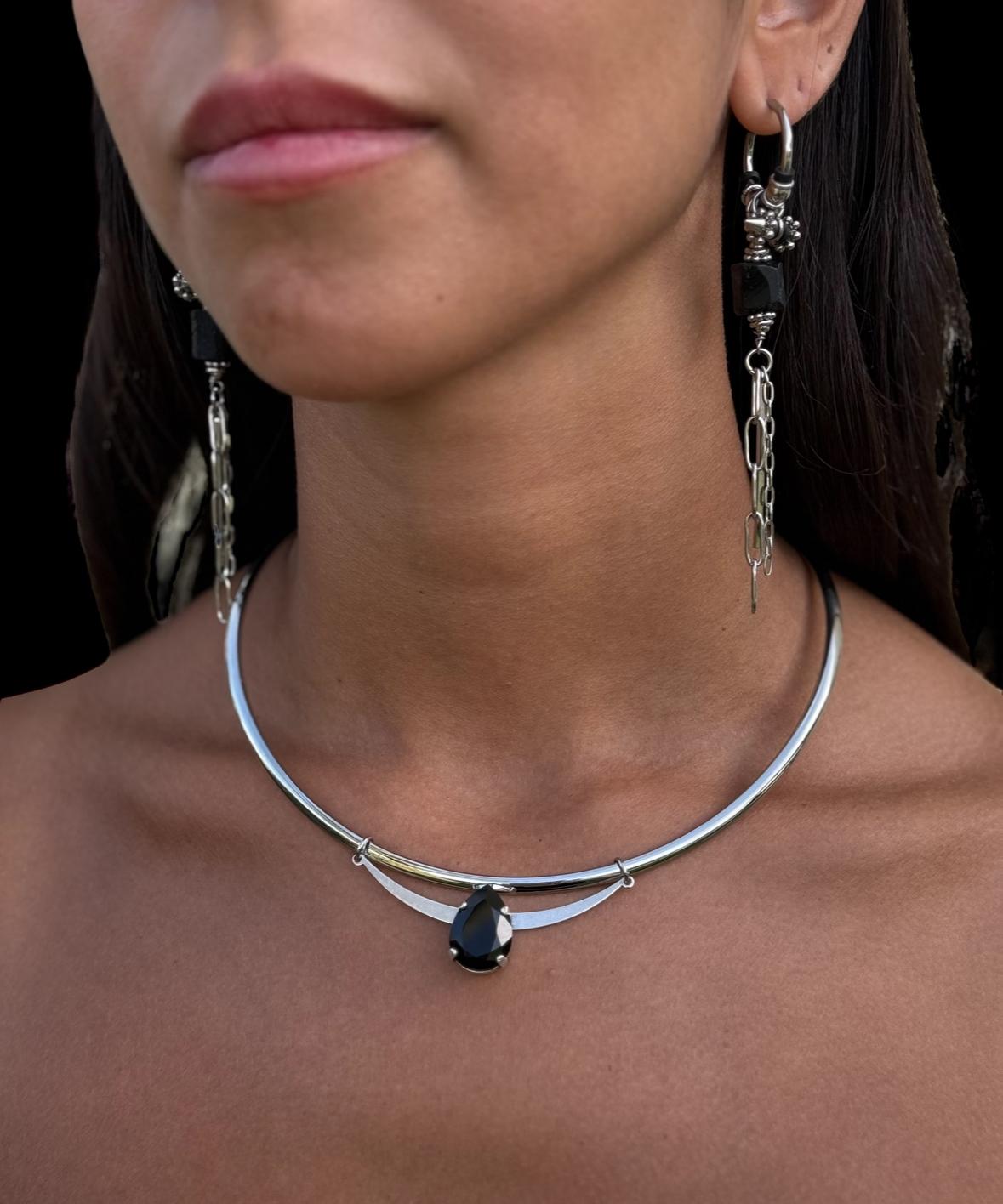 Black zircone choker