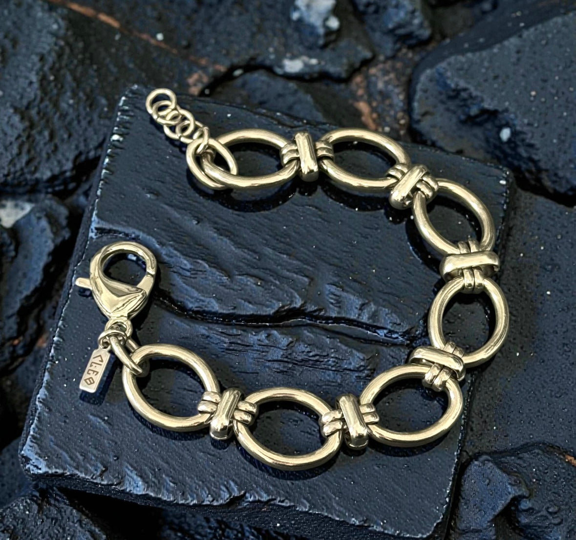 Victoria bracelet