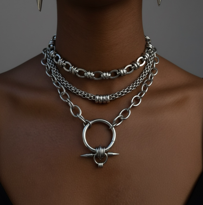 Laura set necklaces