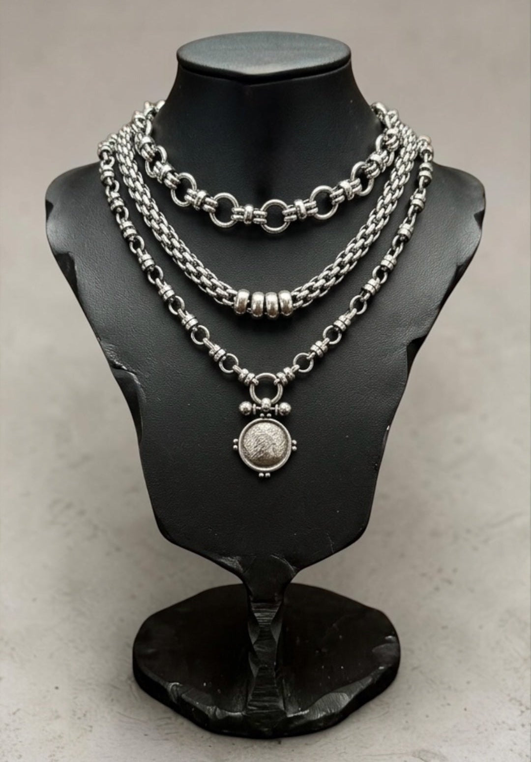 May set necklaces