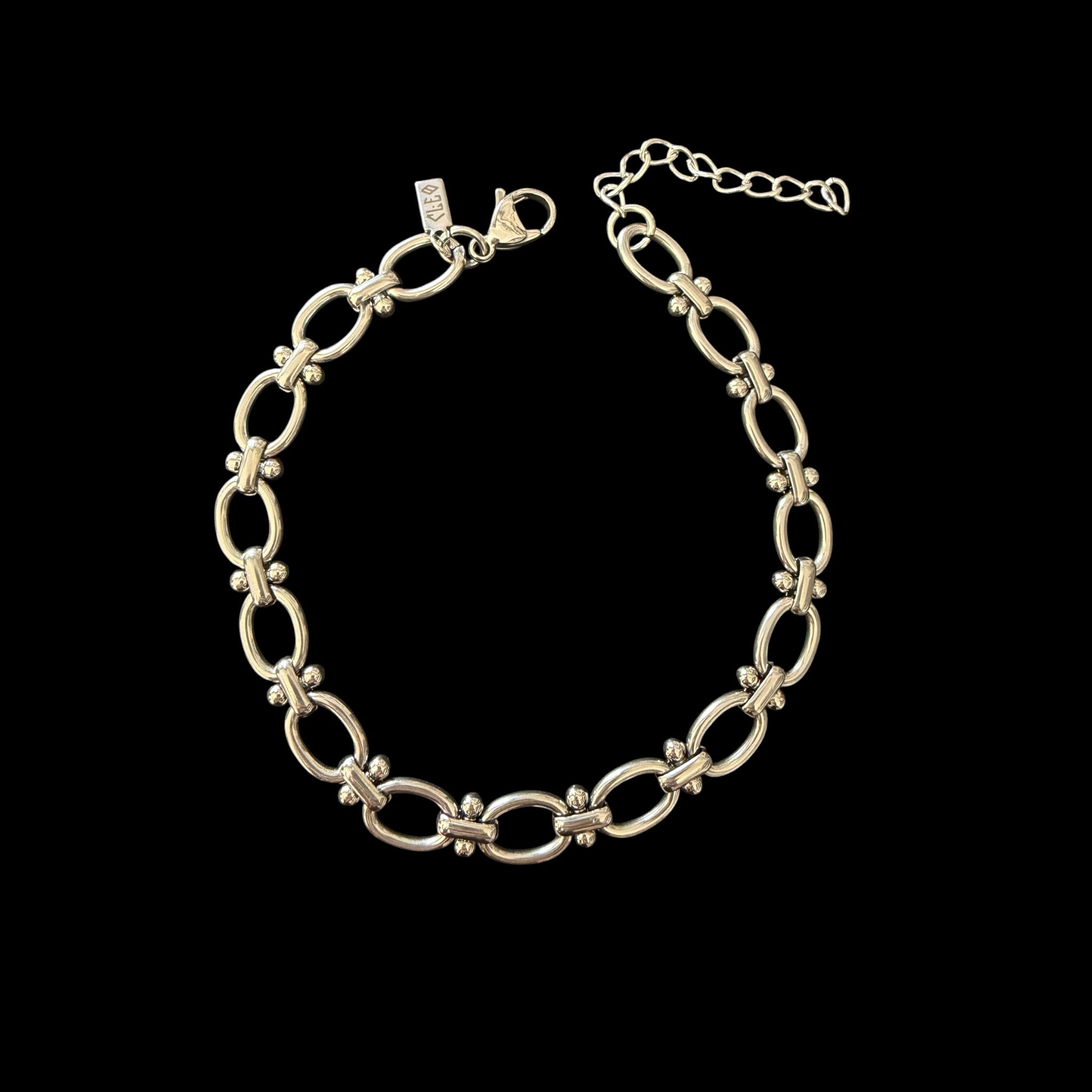 Marian anklet