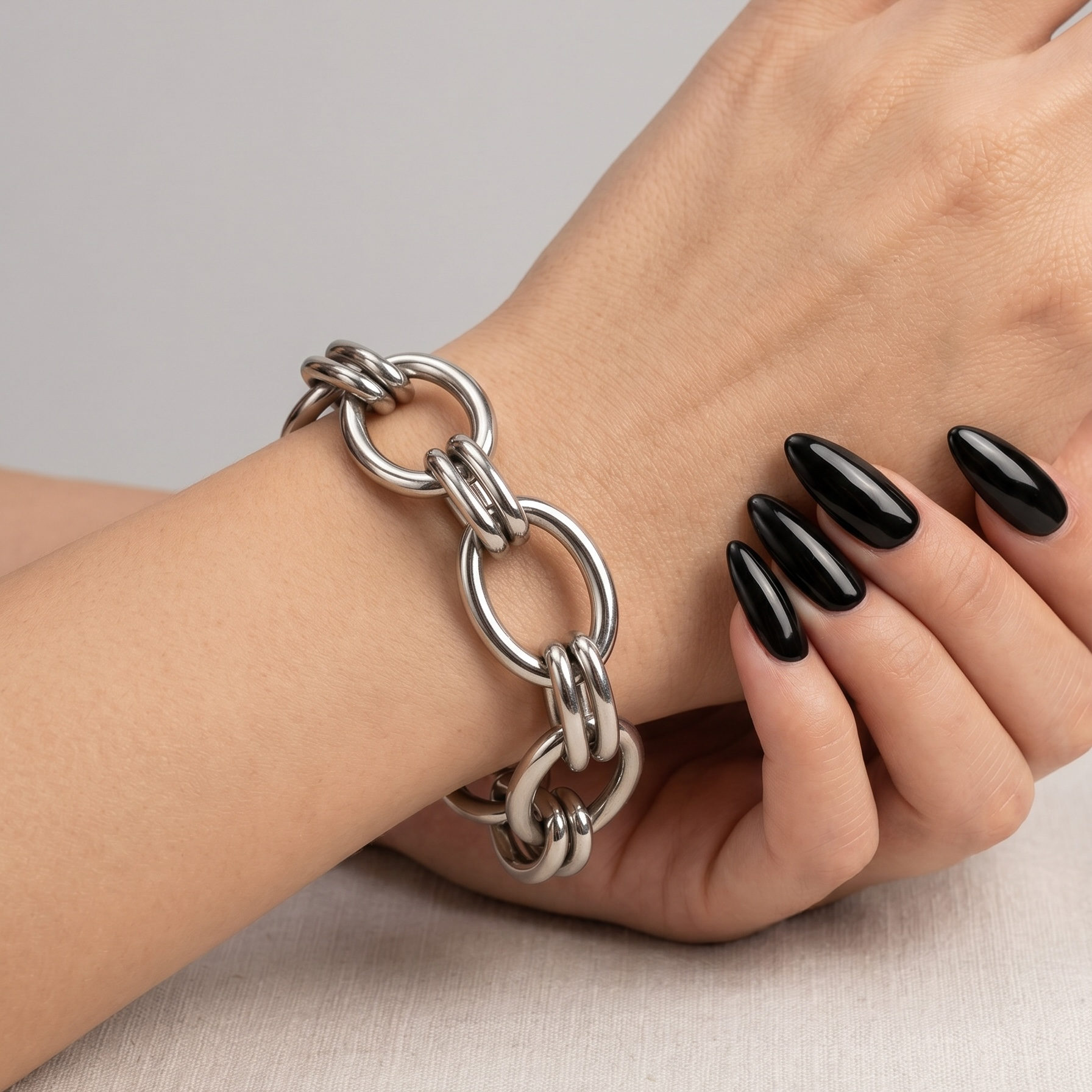 Hila bracelet