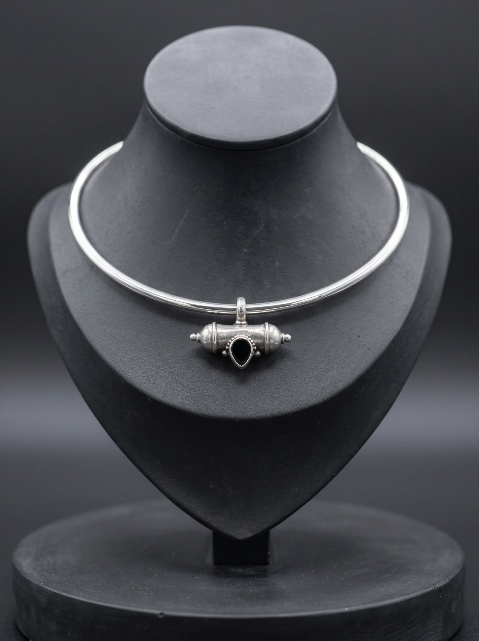 Kali choker
