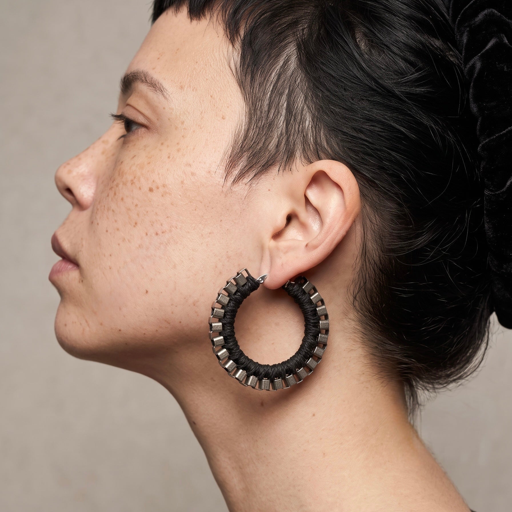Dark Cleo earrings