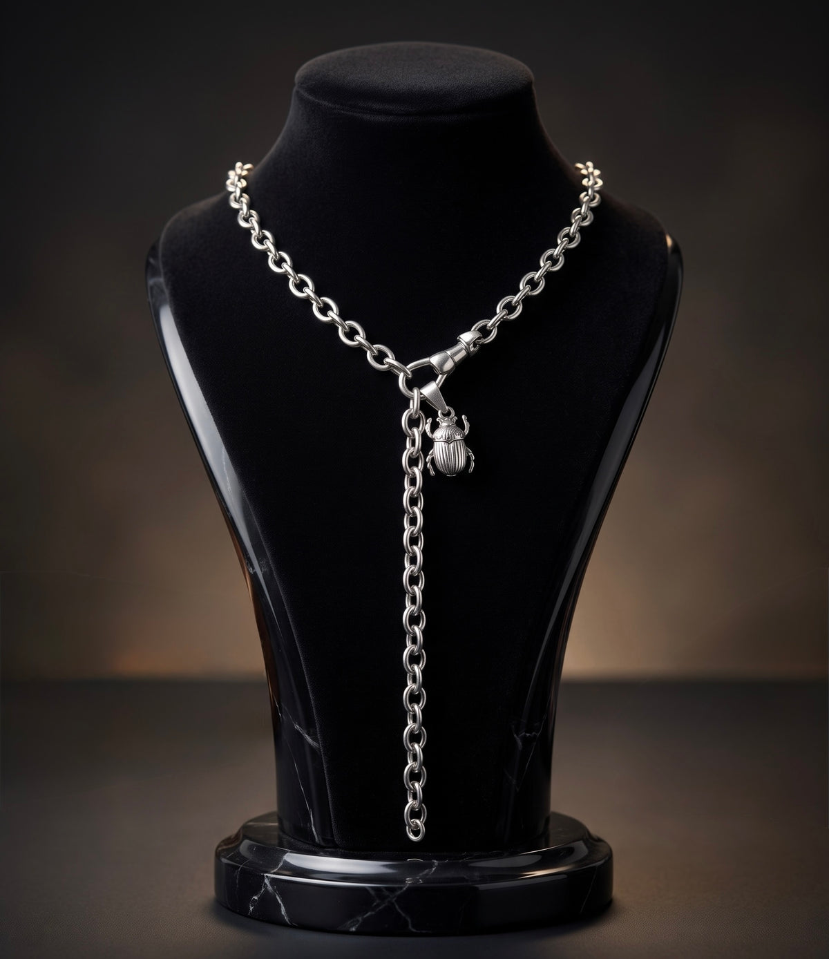 Noa T necklace