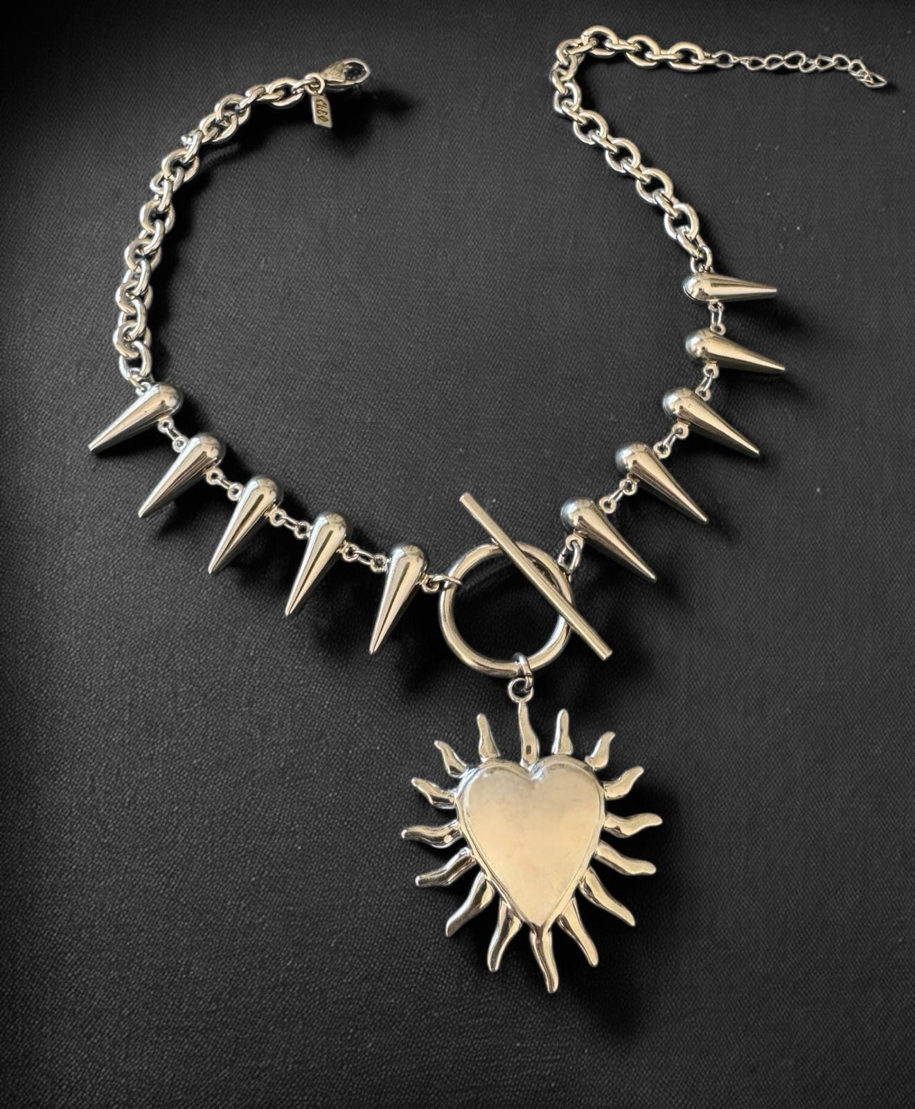 שרשרת לב מחוררת